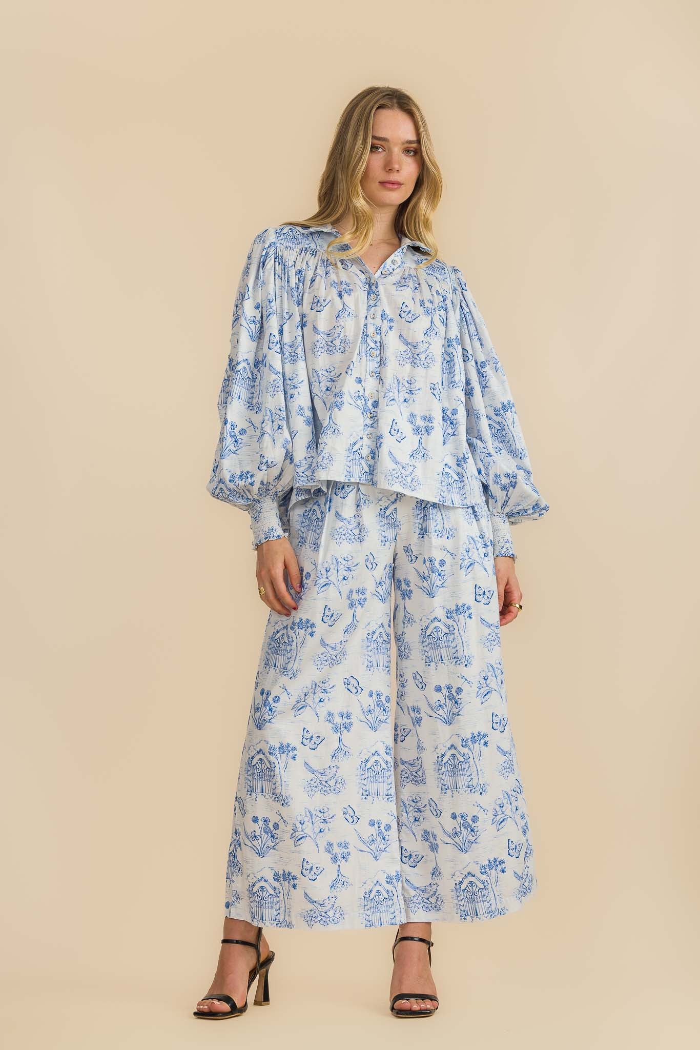 Meadow Gate Toile Button Blouse